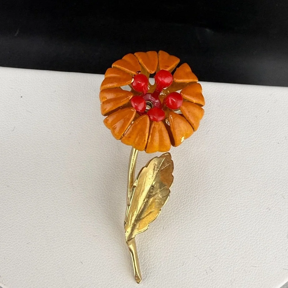 Vintage Enamel Flower Brooch‎ Orange MCM Mod 2